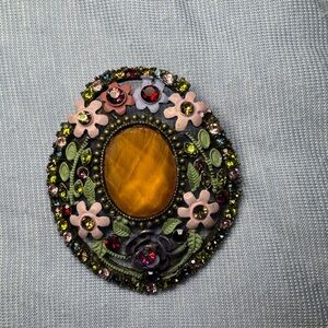Vintage Flower Brooch with Lucite Gem Center